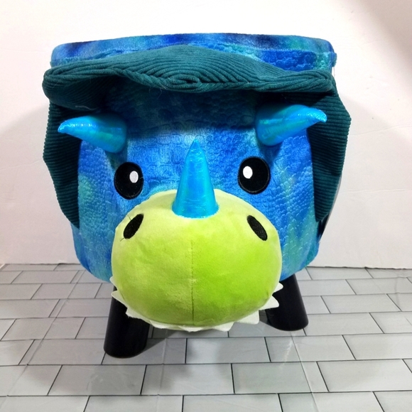 Kid's Triceratops Dinosaur Stool New - Picture 1 of 11